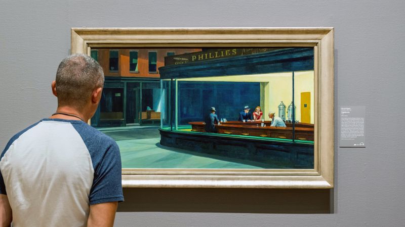 What is the inspiration behind the diner in Nighthawks?